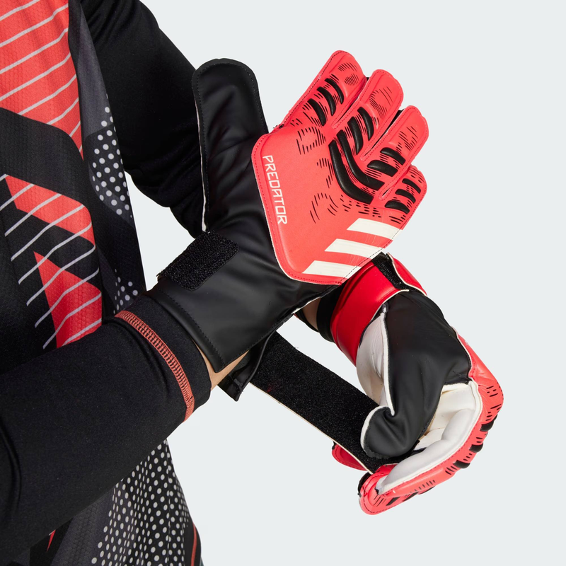 Predator gloves training-null