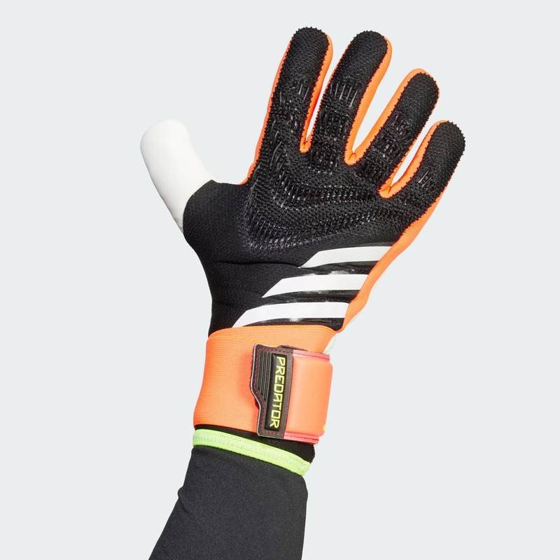 Predator gloves com-null