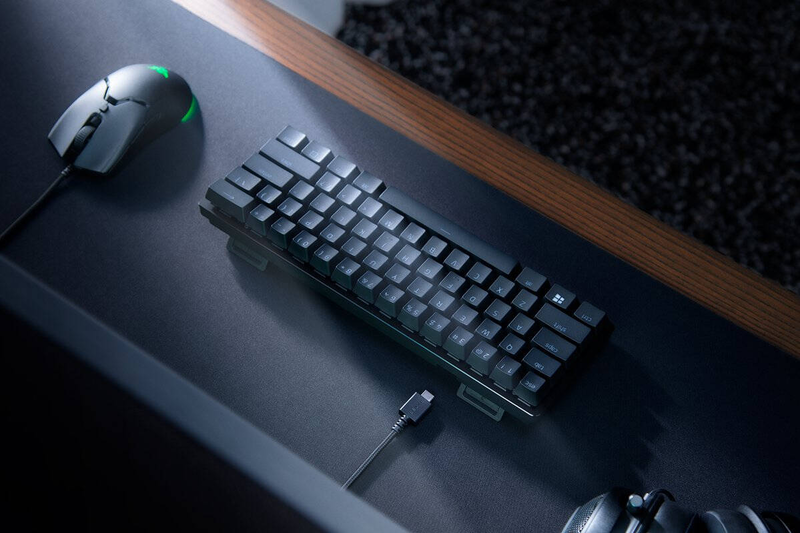 Razer huntsman mini / keyboard / backlit / USB-c / qwertz / german / key switch: razer clicky optical purple / black, , medium-null