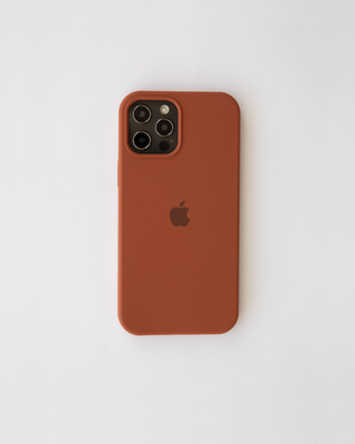 I-phone silicone case brown 13 pro max