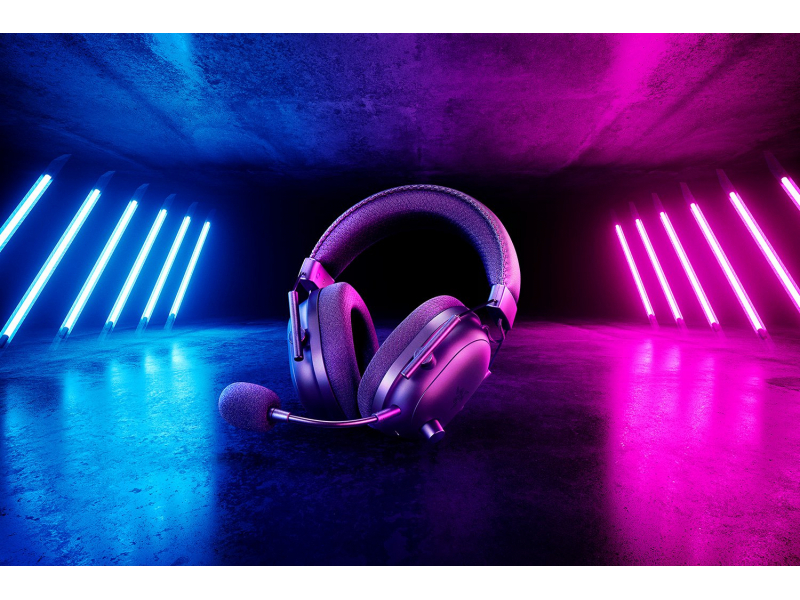 Razer blackshark v2 pro 2023 wireless gaming headset rz04-04530100-r3m1 triforce titanium 50mm thx 7.1 70h black-null