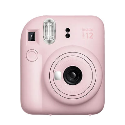 Fujifilm instax mini 12 &sigma;&tau;&iota;&gamma;&mu;&iota;&alpha;ί&alpha; &phi;&omega;&tau;&omicron;&gamma;&rho;&alpha;&phi;&iota;&kappa;ή &mu;&eta;&chi;&alpha;&nu;ή &mu;&epsilon; &alpha;&upsilon;&tau;ό&mu;&alpha;&tau;&eta; έ&kappa;&theta;&epsilon;&sigma;&eta; & &lambda;&epsilon;&iota;&tau;&omicron;&upsilon;&rho;&gamma;ί&alpha; close-up &rho;&omicron;&zeta;, , medium
