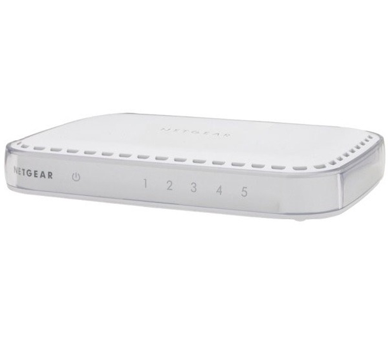 Netgear gs605 5-port gigabit unmanaged desktop switch plug and play energy efficient white-null