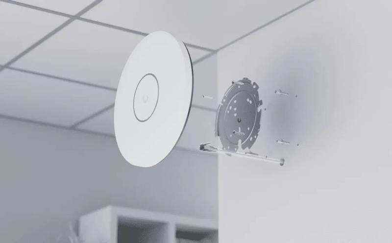 Ubiquiti unifi u7 pro xgs Wi-Fi 7 access point &ndash; tri-band 8-stream, 10GBe uplink, poe++, 500+ clients-null