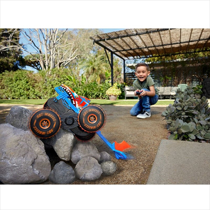 Product image: Hot wheels monster trucks remote controlled vehicle 1:15 tiger shark climber jfr39, , medium-null