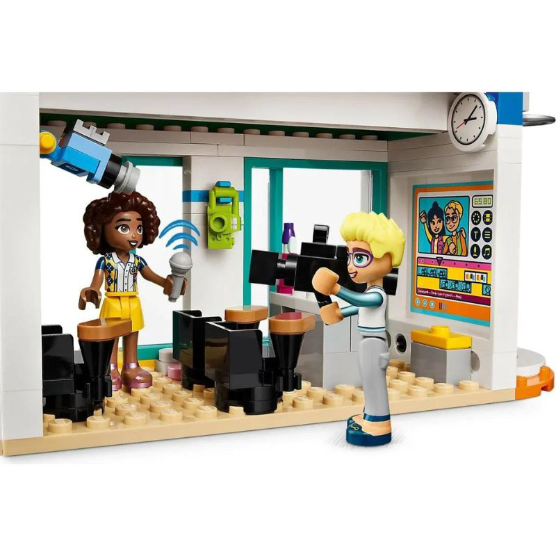 Product image: Lego 41731 friends - heartlake international school, , medium-null