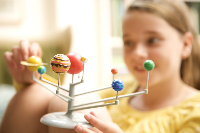 &Kappa;&alpha;&tau;&alpha;&sigma;&kappa;&epsilon;&upsilon;&eta; &eta;&lambda;&iota;&alpha;&kappa;&omicron; &sigma;&upsilon;&sigma;&tau;&eta;&mu;&alpha; / &pi;&lambda;&alpha;&nu;&eta;&tau;&alpha;&rho;&iota;&omicron;, , medium-null