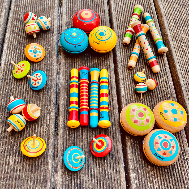 Round wooden top classic in 3 designs (sold separately, 1 of 3 designs), , medium-null