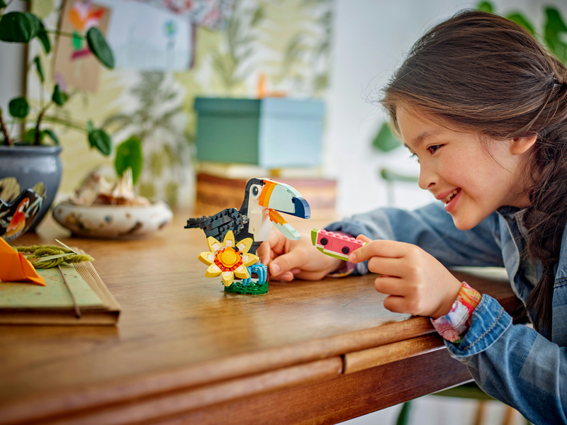 Lego creator wild animals tropical toucan 31173 for ages 7+ 225pcs, , medium-null