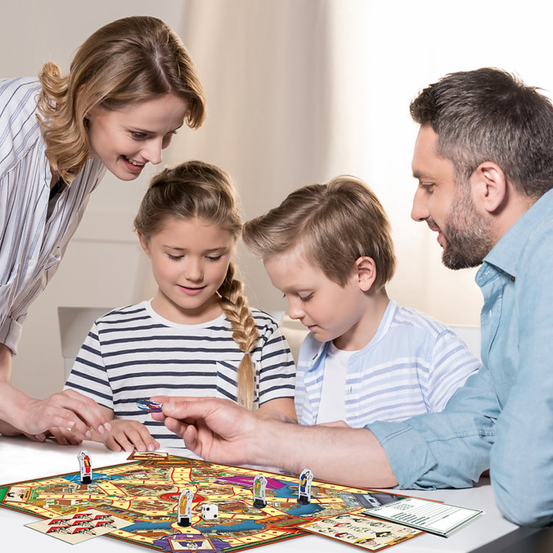 &Mu;&upsilon;&sigma;&tau;ή&rho;&iota;&alpha; &sigma;&tau;&omicron; &pi;&epsilon;&kappa;ί&nu;&omicron;, , medium-null