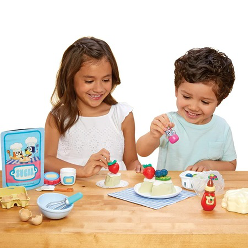 Little tikes creative chefs bluey pavlova kit 3y+ (643460), , medium-null