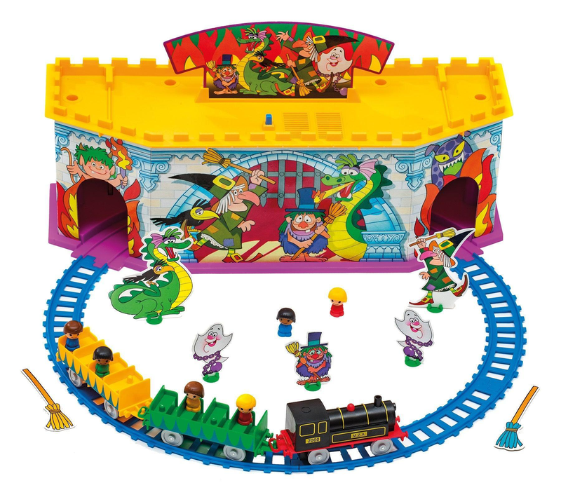 Pequetren 2000 the monsters train playset image number null