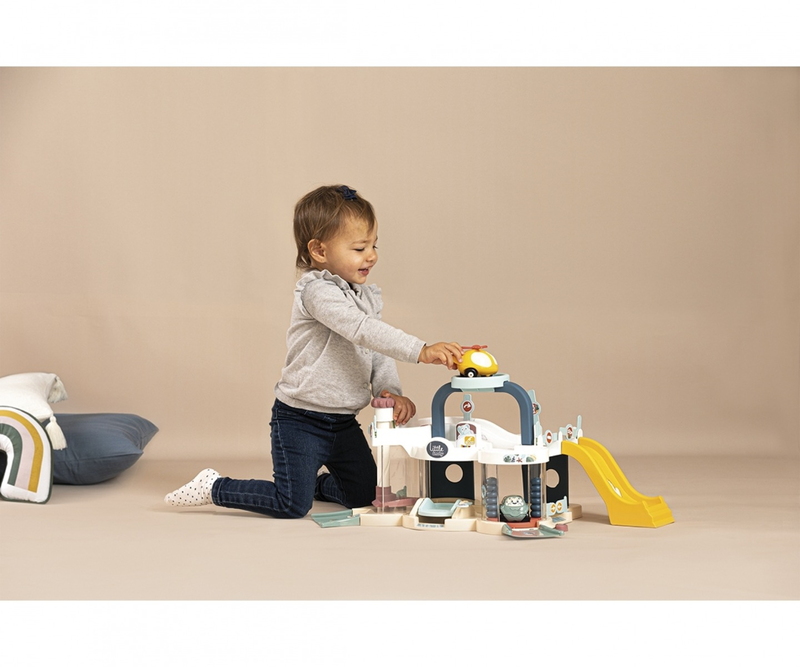 Ls first garage, , medium-null