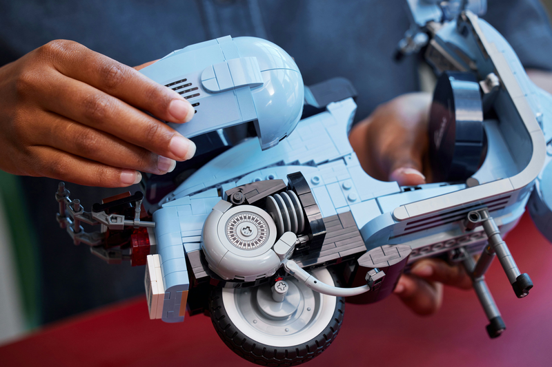 Lego vespa 125 10298 &gamma;&iota;&alpha; &eta;&lambda;&iota;&kappa;ί&epsilon;&sigmaf; 18+ 1107&tau;&mu;&chi;, , medium-null