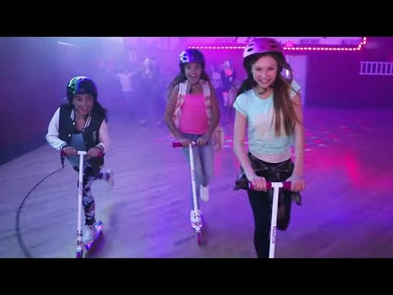 Product image: Razor party pop electric scooter - white, , medium-null
