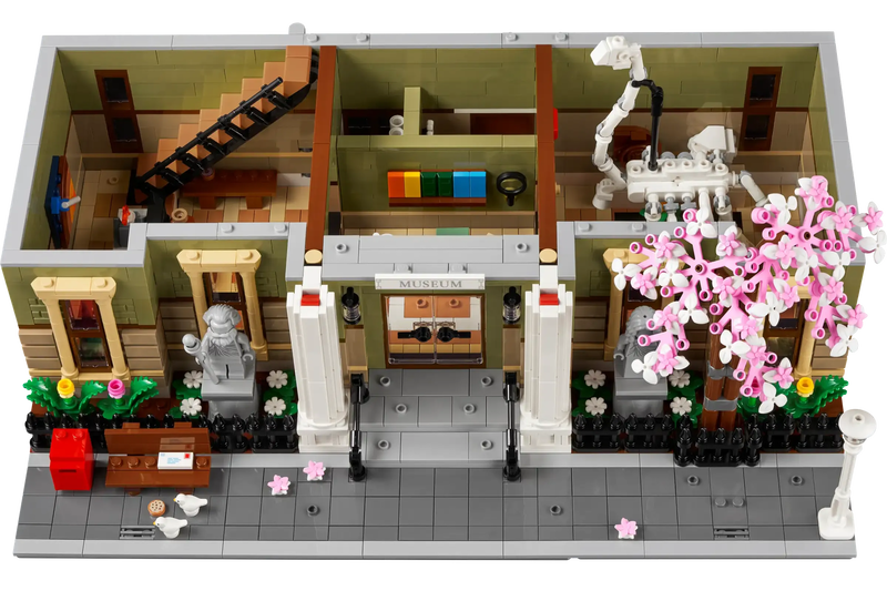 Lego icons 10326 natural history museum, , medium image number null