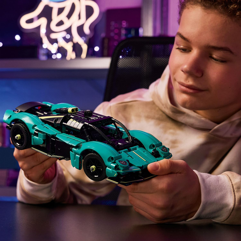 Lego technic aston martin valkyrie, , medium-null