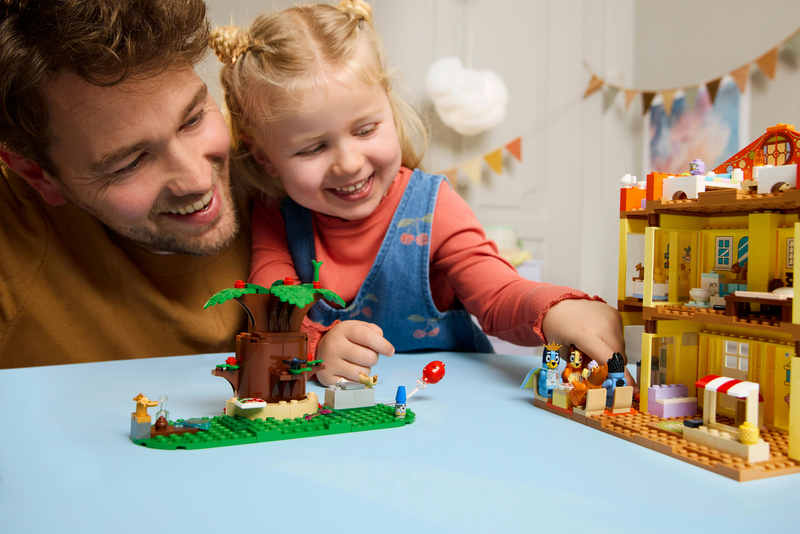 Lego bluey bluey&rsquo;s family house 11203 for ages 4+ 382pcs, , medium-null