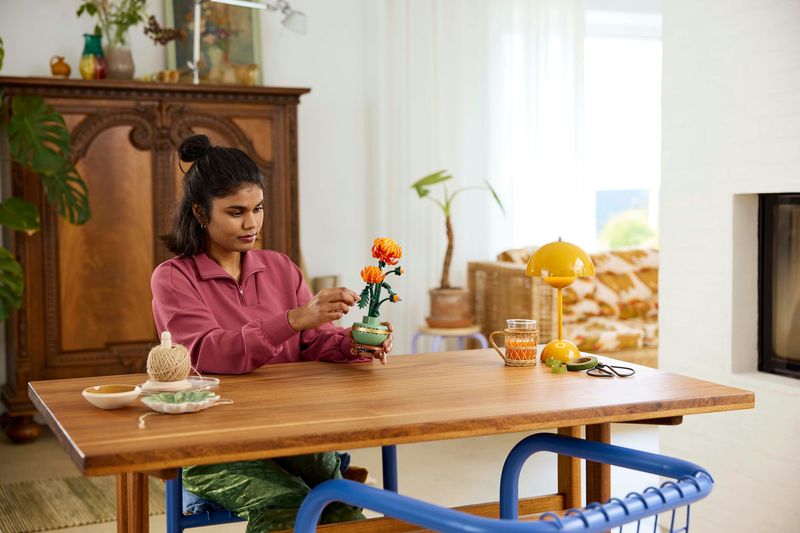 Lego icons chrysanthemum 10368 for ages 18+ 278pcs, , medium-null