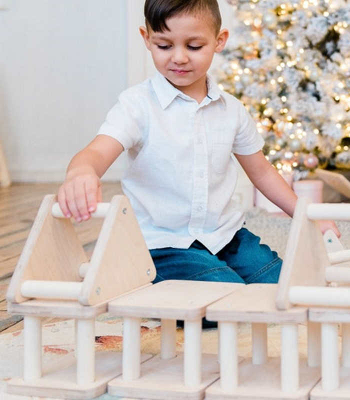 Wooden building set - 8 squers 2 triangle image number null