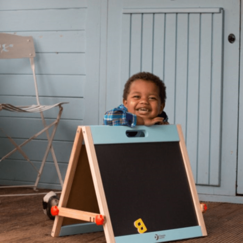 Classic world table top easel, , medium-null
