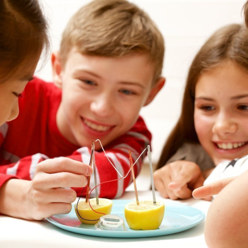 Kidzlabs &epsilon;&pi;&iota;&sigma;&tau;ή&mu;&eta; &tau;&eta;&sigmaf; &kappa;&omicron;&upsilon;&zeta;ί&nu;&alpha;&sigmaf; &epsilon;&kappa;&pi;&alpha;&iota;&delta;&epsilon;&upsilon;&tau;&iota;&kappa;ό &sigma;&epsilon;&tau; &pi;&epsilon;&iota;&rho;&alpha;&mu;ά&tau;&omega;&nu; &mu;&epsilon; &upsilon;&lambda;&iota;&kappa;ά &kappa;&alpha;&theta;&eta;&mu;&epsilon;&rho;&iota;&nu;ή&sigmaf; &chi;&rho;ή&sigma;&eta;&sigmaf; 8+ &epsilon;&tau;ώ&nu;, , medium-null