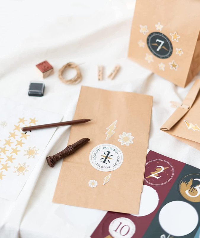 Product image: Harry potter christmas at hogwarts advent calendar, , medium-null