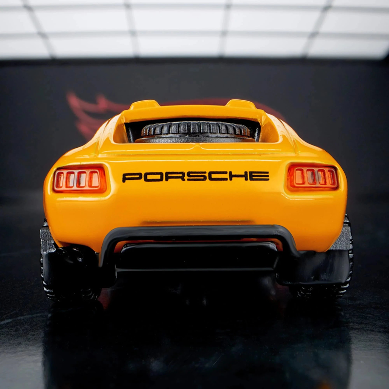 Hot wheels elite 64 porsche 928 safari &ndash; orange hnj58 die-cast model, , medium-null