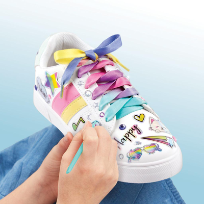 Make it real 1324 - sticker chic: rainbow street chic