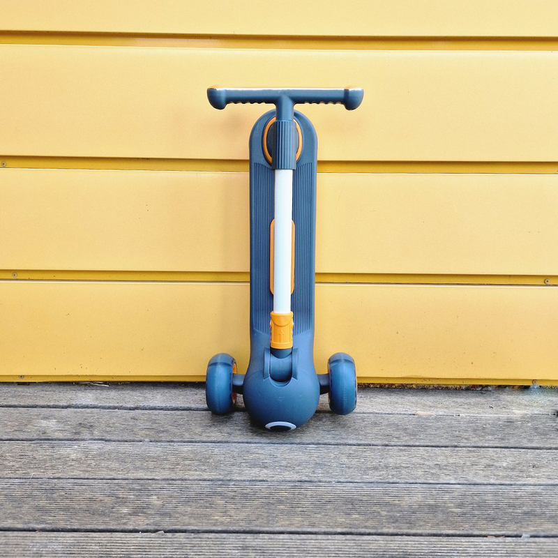 Childrens scooter fun 3 wheels-null
