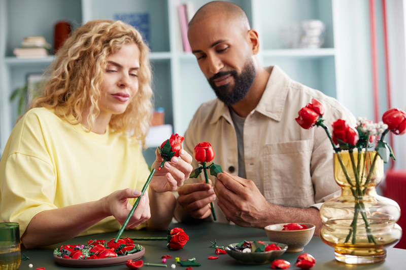 Lego icons bouquet of roses 10328 &gamma;&iota;&alpha; &eta;&lambda;&iota;&kappa;ί&epsilon;&sigmaf; 18+ 822&tau;&mu;&chi;, , medium-null