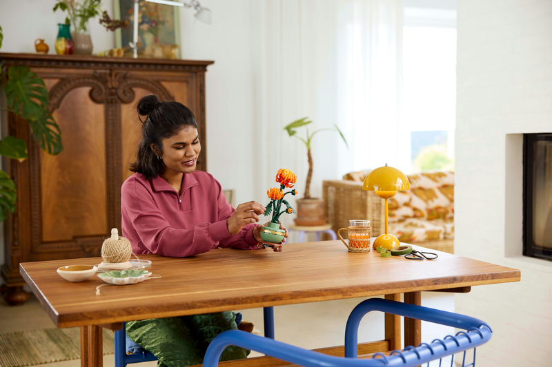 Lego icons chrysanthemum 10368 for ages 18+ 278pcs, , medium-null