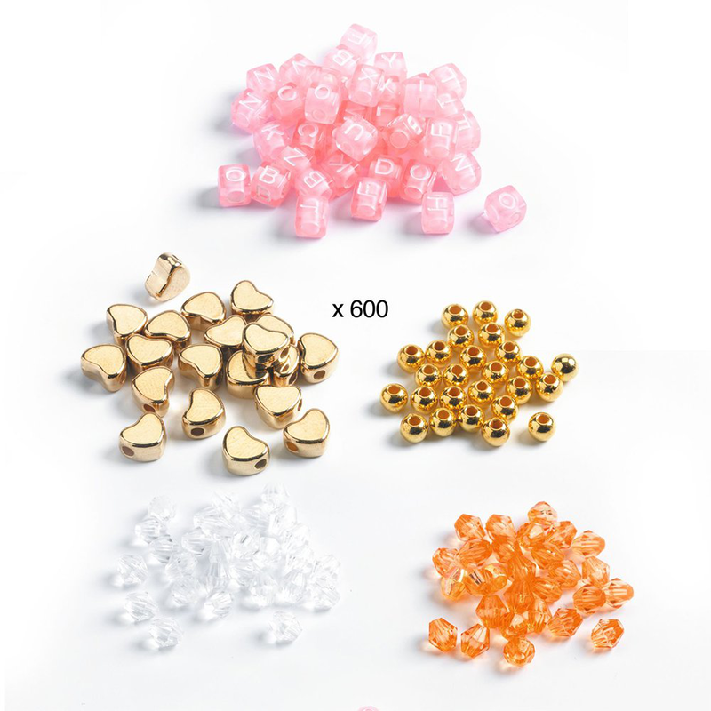 Making jewelry gold letters, , medium-null