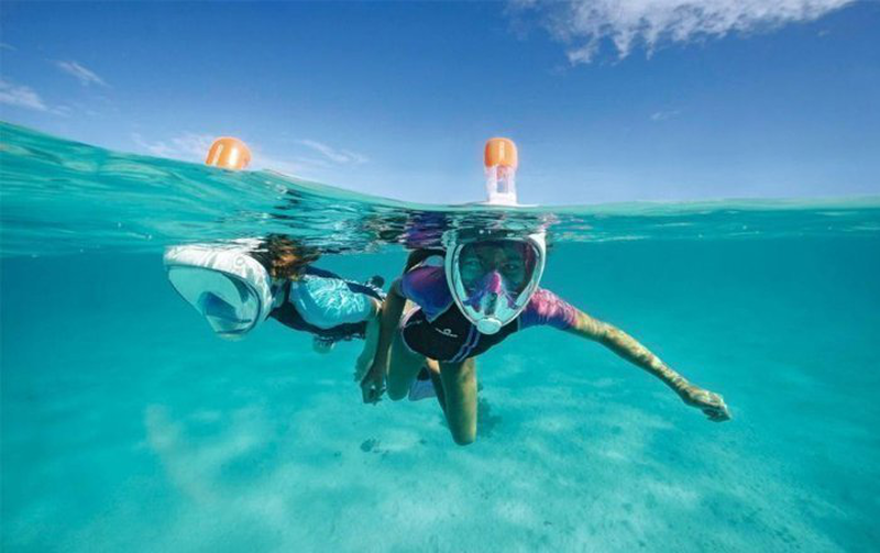 Product image: Full face snorkeling mask with snorkel – 180° view, anti-fog, xl size red, , medium-null