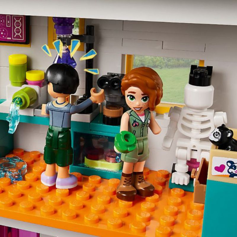 Product image: Lego 41731 friends - heartlake international school, , medium-null