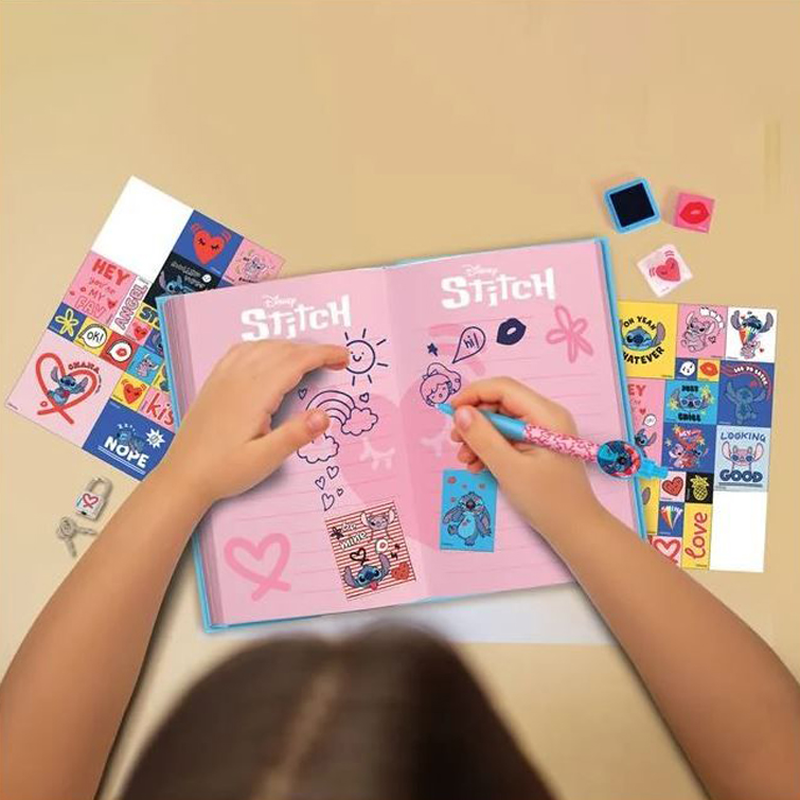 Disney stitch agenda set, , medium-null
