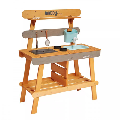 Muddy lab - outdoor kitchen, , medium
