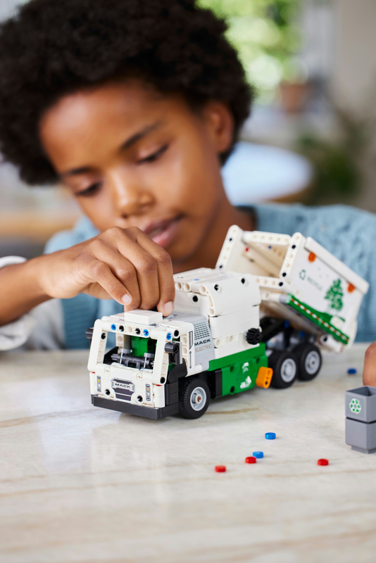 Lego technic mack&reg; lr electric garbage truck 42167 &gamma;&iota;&alpha; &eta;&lambda;&iota;&kappa;ί&epsilon;&sigmaf; 8+ 503&tau;&mu;&chi;, , medium-null