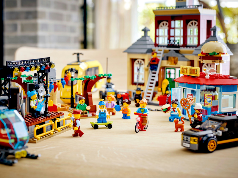 Lego city main square 60271 &gamma;&iota;&alpha; &eta;&lambda;&iota;&kappa;ί&epsilon;&sigmaf; 6+ 1517&tau;&mu;&chi;, , medium-null