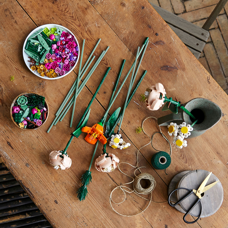 Lego flower bouquet 10280 for ages 18+ 756pcs, , medium-null