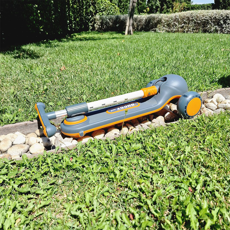 Childrens scooter fun 3 wheels-null